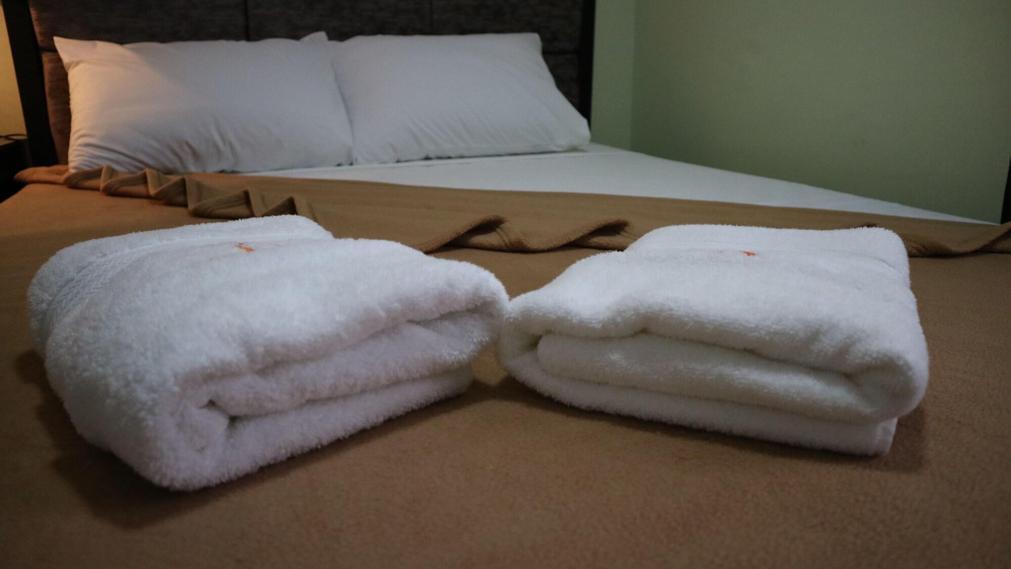 Doniti Suites And Events Place Mandaluyong Eksteriør billede