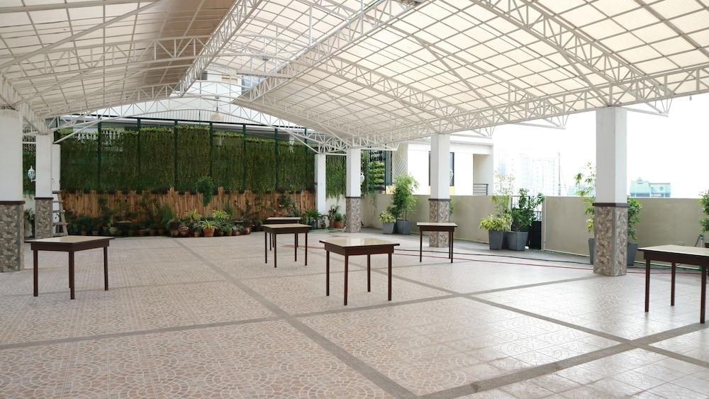 Doniti Suites And Events Place Mandaluyong Eksteriør billede